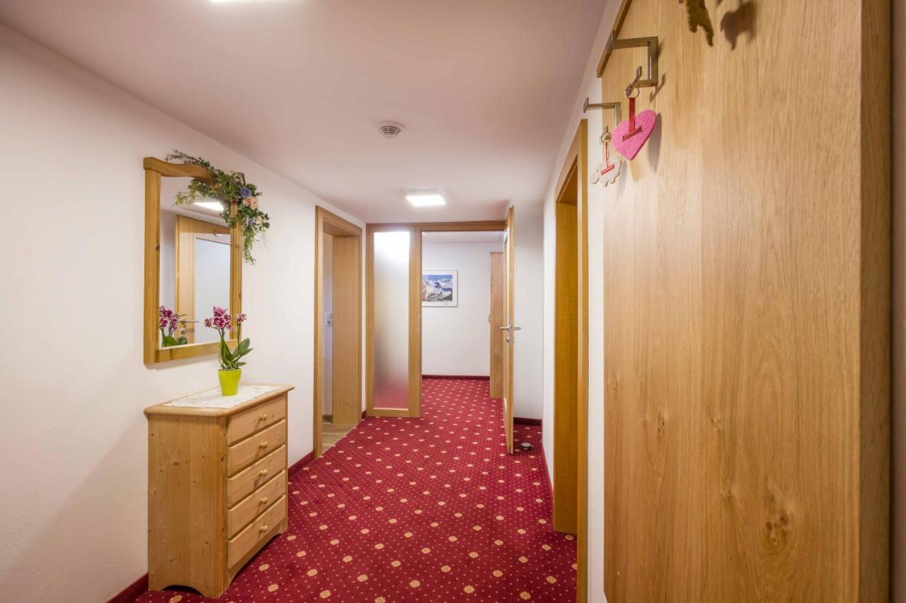 Apartment Martha ไมย์อาโฮเฟิน ภายนอก รูปภาพ