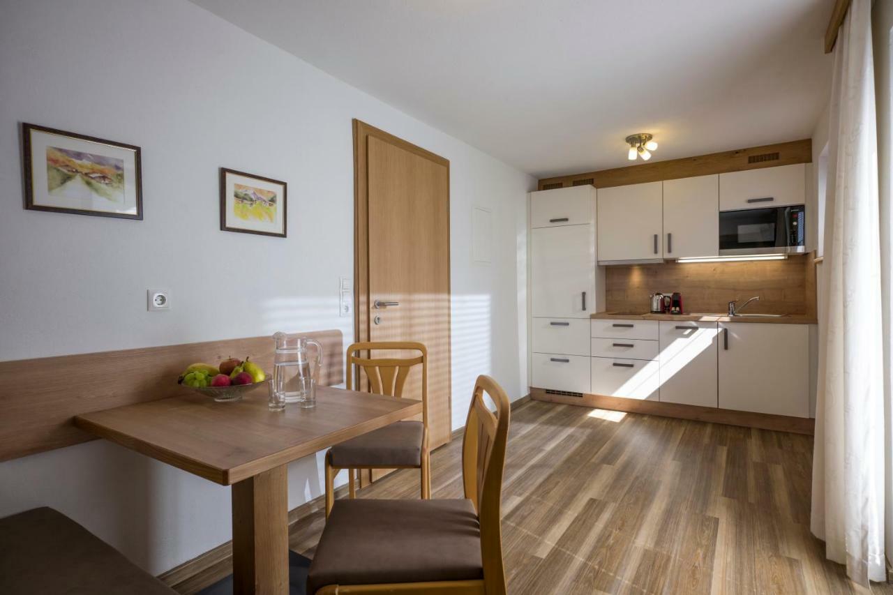 Apartment Martha ไมย์อาโฮเฟิน ภายนอก รูปภาพ